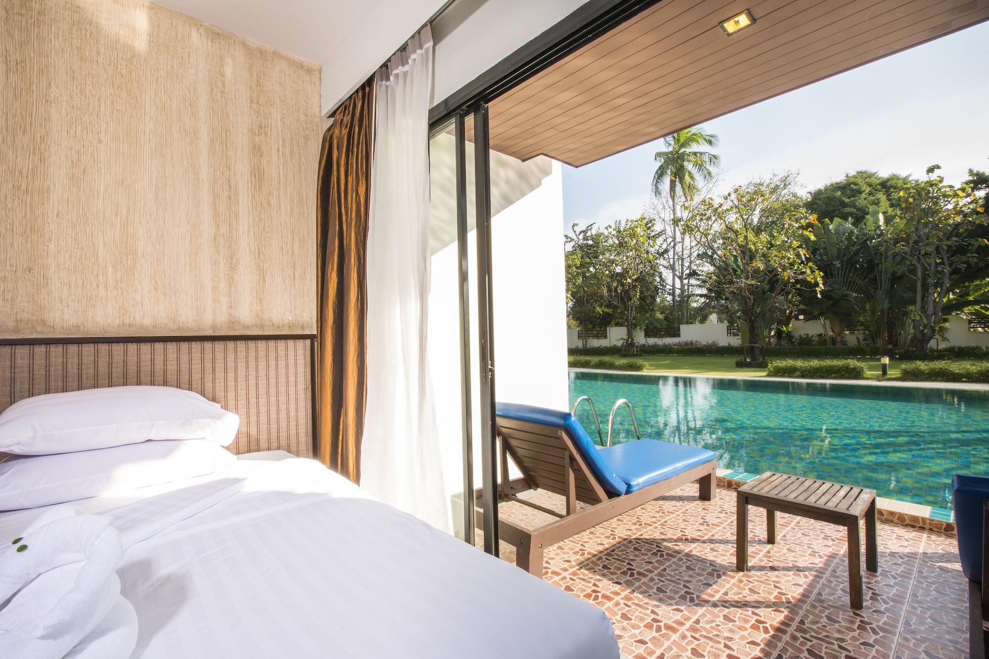 D Varee Mai Khao Beach Exterior photo
